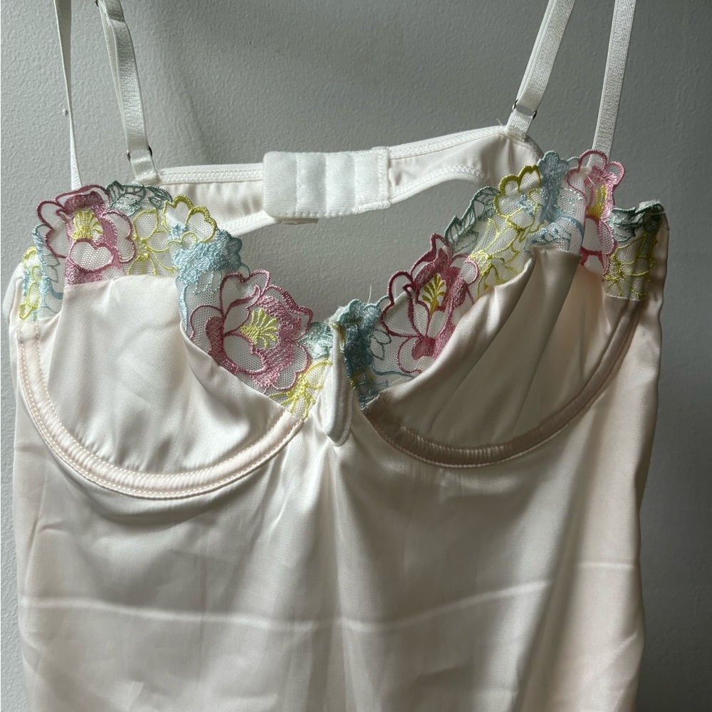 Cream Dress - Picture 2 of 3